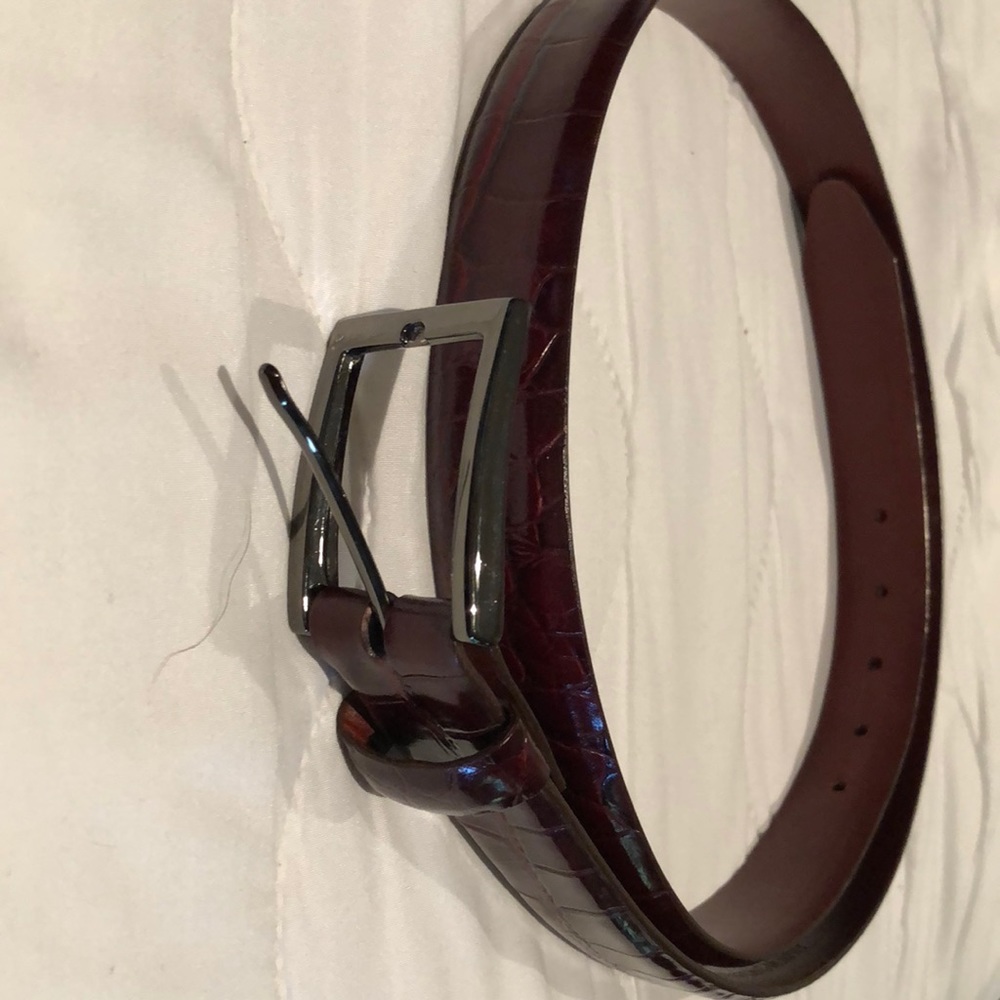 Authentic Johnston and Murphy crocodile belt